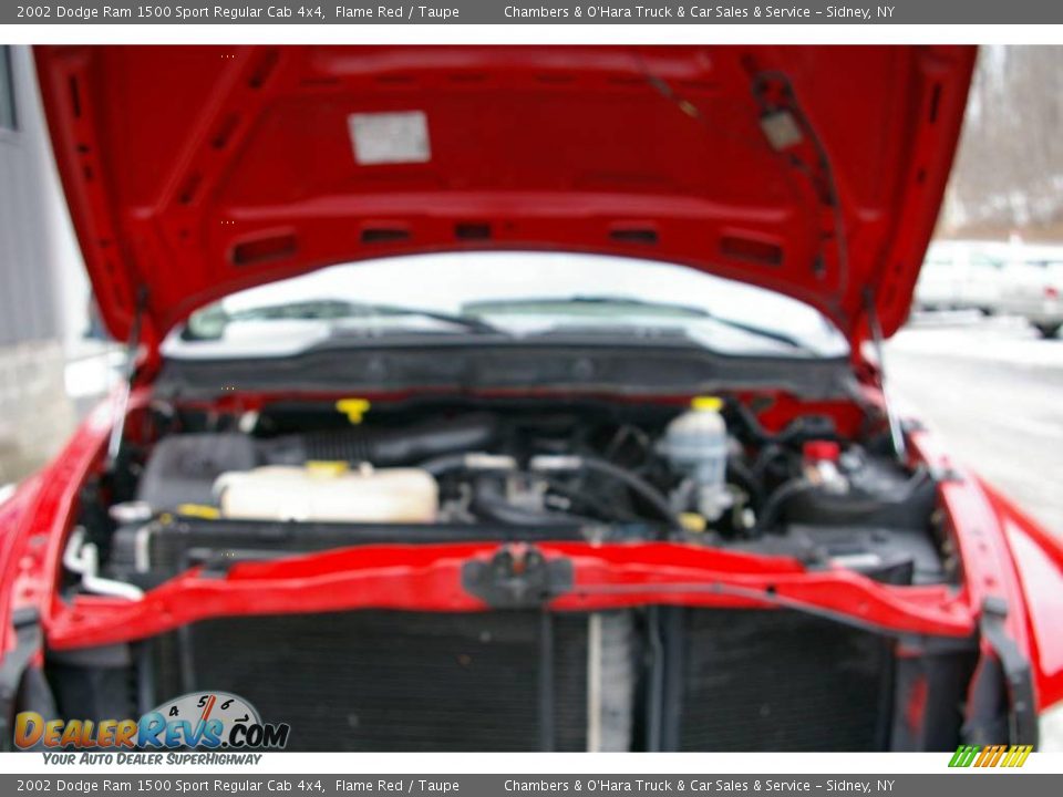 2002 Dodge Ram 1500 Sport Regular Cab 4x4 Flame Red / Taupe Photo #15