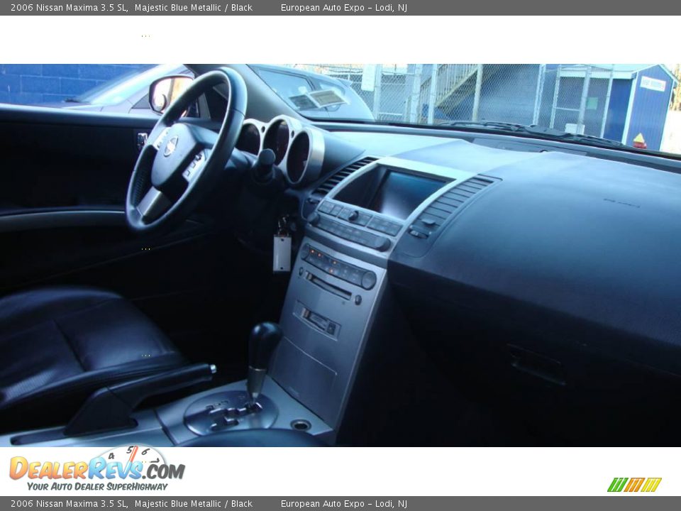 2006 Nissan Maxima 3.5 SL Majestic Blue Metallic / Black Photo #12