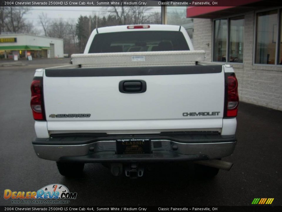 2004 Chevrolet Silverado 2500HD LS Crew Cab 4x4 Summit White / Medium Gray Photo #3