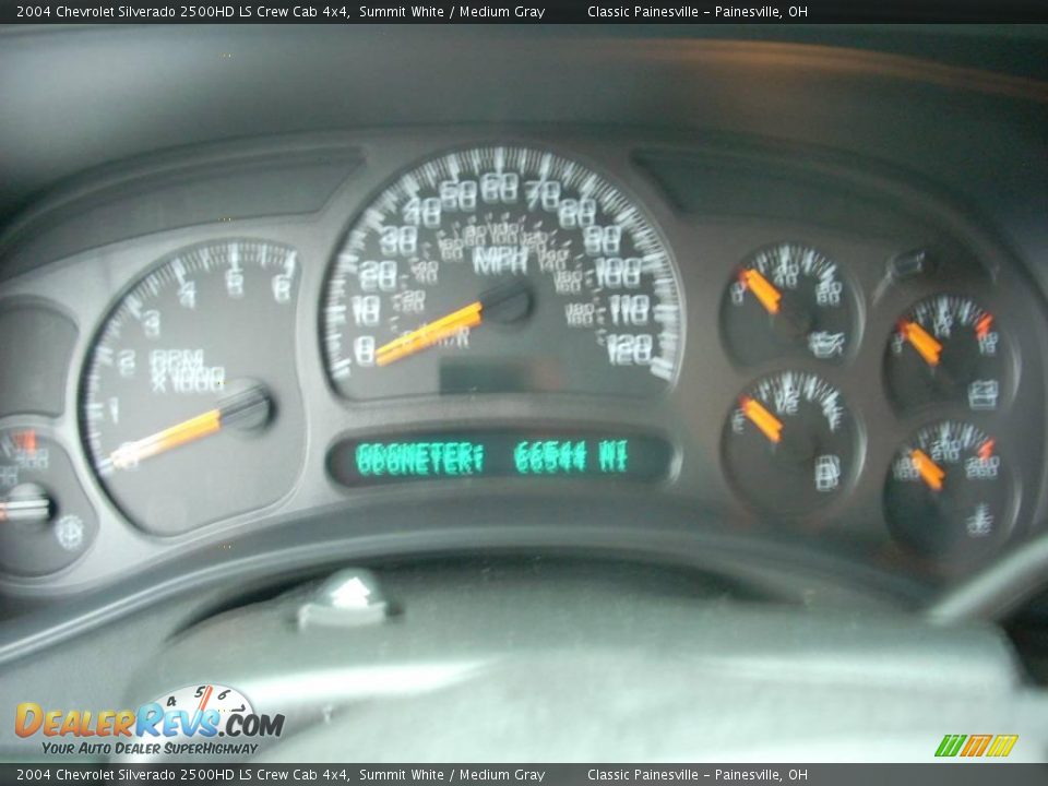 2004 Chevrolet Silverado 2500HD LS Crew Cab 4x4 Summit White / Medium Gray Photo #11