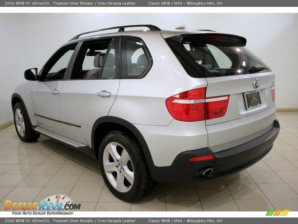 2009 BMW X5 xDrive30i Titanium Silver Metallic / Grey Nevada Leather Photo #5