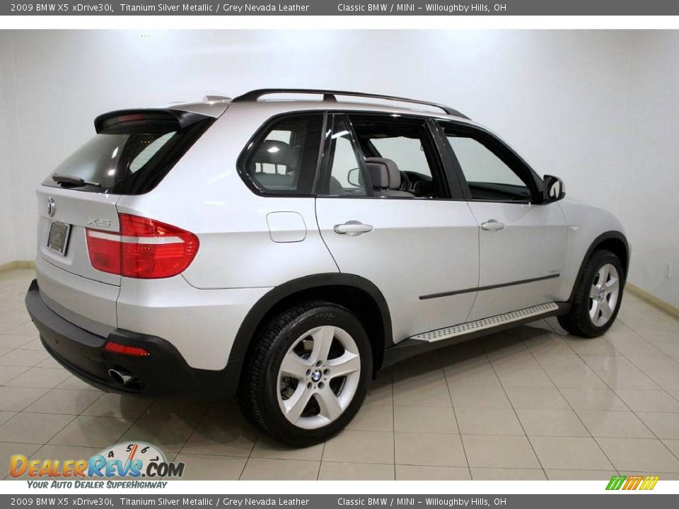 2009 BMW X5 xDrive30i Titanium Silver Metallic / Grey Nevada Leather Photo #7