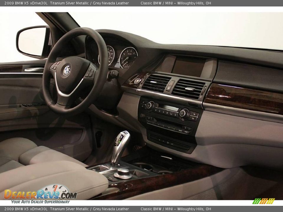 2009 BMW X5 xDrive30i Titanium Silver Metallic / Grey Nevada Leather Photo #24