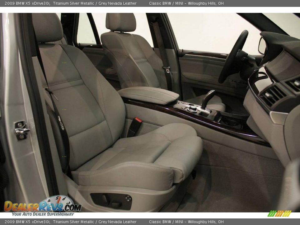 2009 BMW X5 xDrive30i Titanium Silver Metallic / Grey Nevada Leather Photo #25