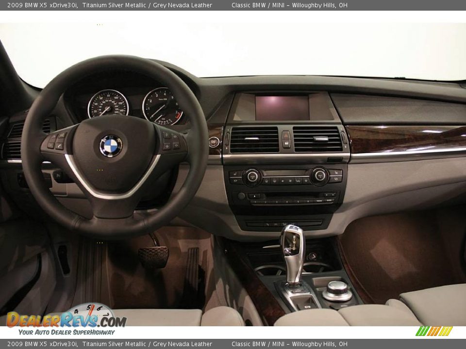 2009 BMW X5 xDrive30i Titanium Silver Metallic / Grey Nevada Leather Photo #28