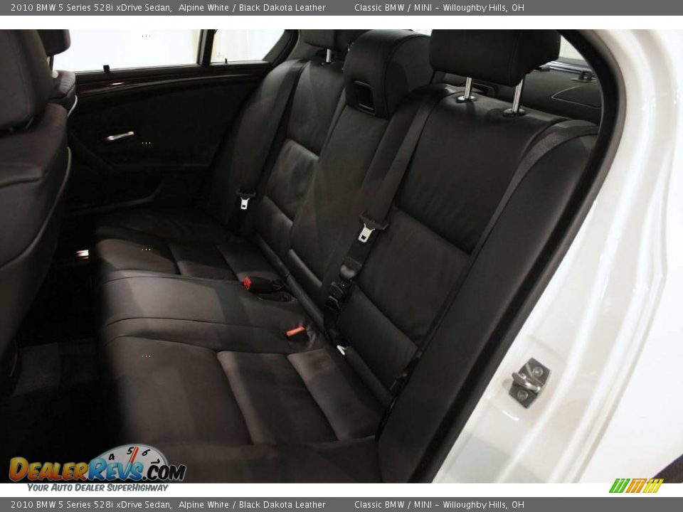 2010 BMW 5 Series 528i xDrive Sedan Alpine White / Black Dakota Leather Photo #23