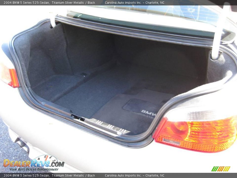 2004 BMW 5 Series 525i Sedan Titanium Silver Metallic / Black Photo #18