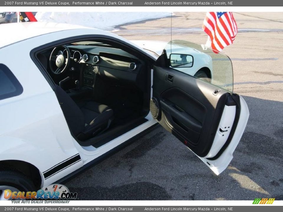 2007 Ford Mustang V6 Deluxe Coupe Performance White / Dark Charcoal Photo #28
