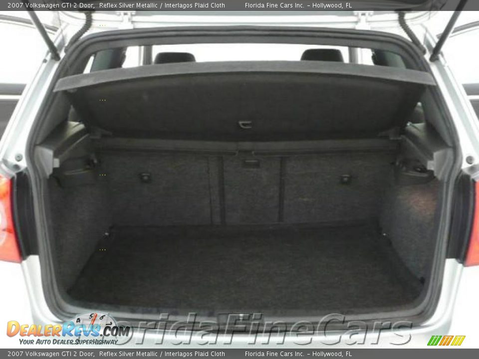2007 Volkswagen GTI 2 Door Reflex Silver Metallic / Interlagos Plaid Cloth Photo #10