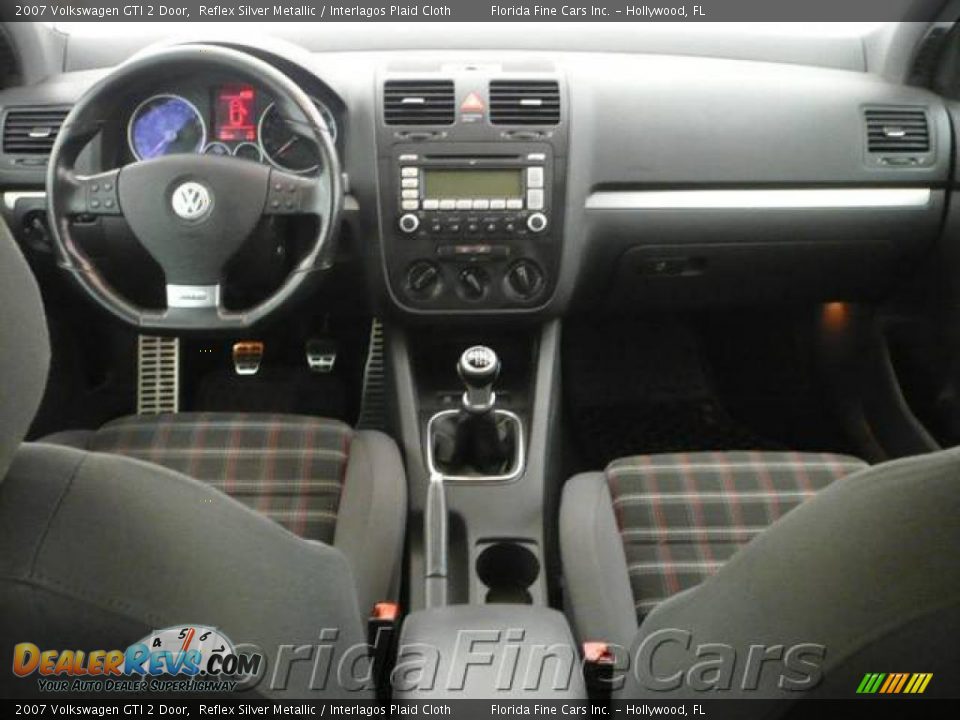 2007 Volkswagen GTI 2 Door Reflex Silver Metallic / Interlagos Plaid Cloth Photo #14