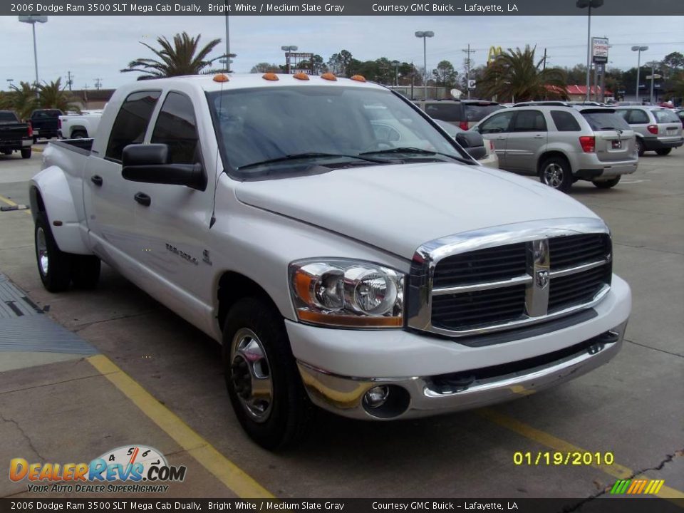 2006 Dodge Ram 3500 SLT Mega Cab Dually Bright White / Medium Slate Gray Photo #5
