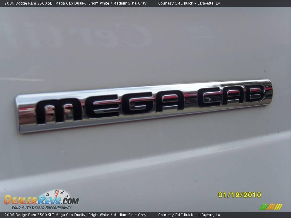 2006 Dodge Ram 3500 SLT Mega Cab Dually Bright White / Medium Slate Gray Photo #8