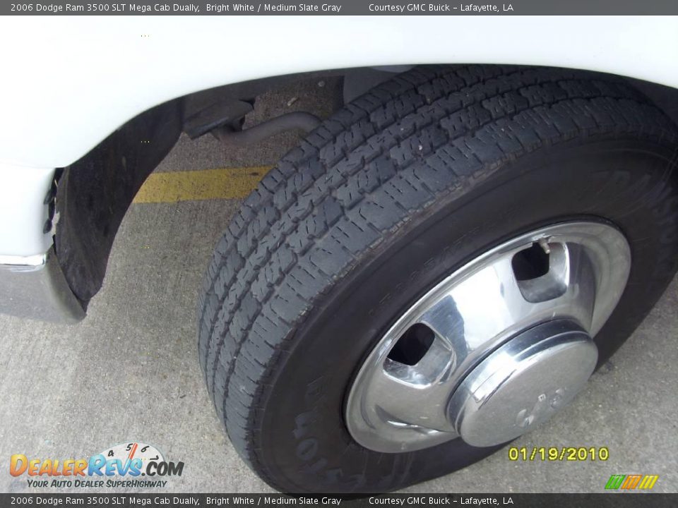 2006 Dodge Ram 3500 SLT Mega Cab Dually Bright White / Medium Slate Gray Photo #20