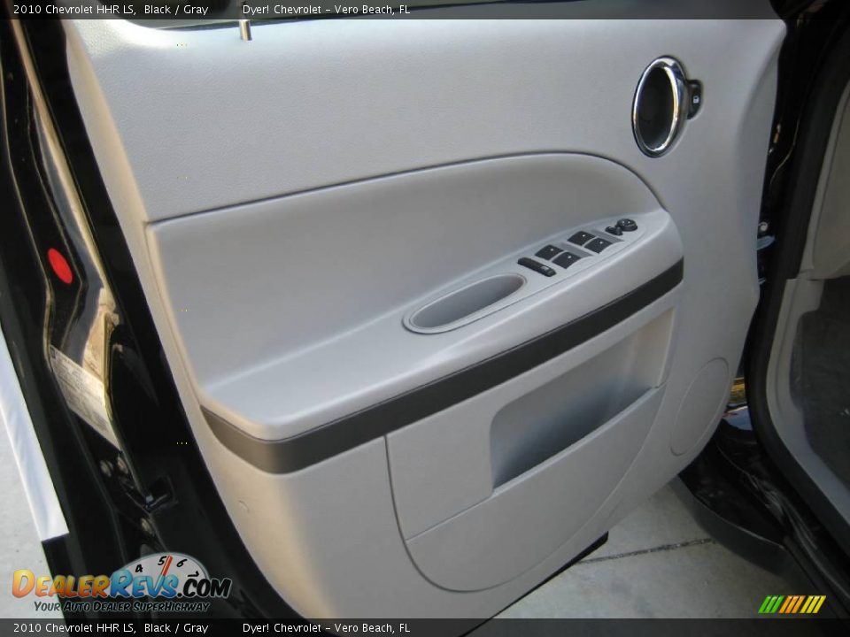 2010 Chevrolet HHR LS Black / Gray Photo #4