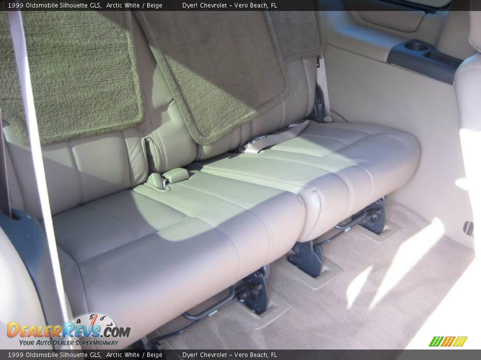 1999 Oldsmobile Silhouette GLS Arctic White / Beige Photo #8