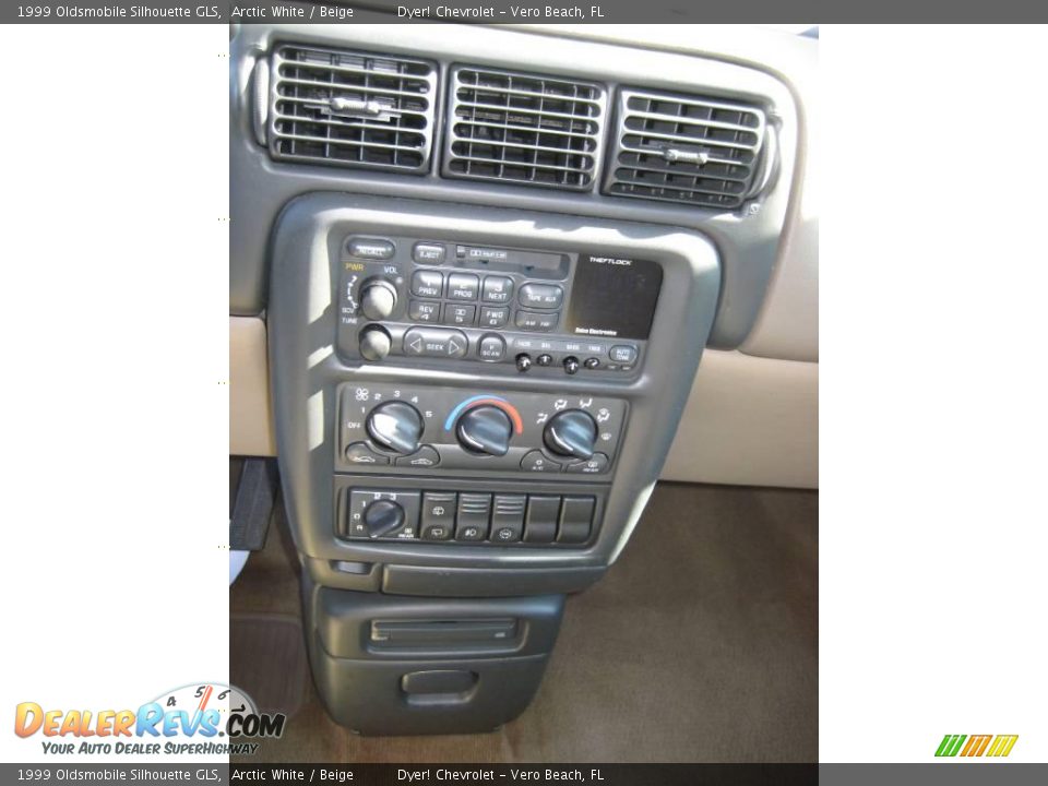 1999 Oldsmobile Silhouette GLS Arctic White / Beige Photo #13