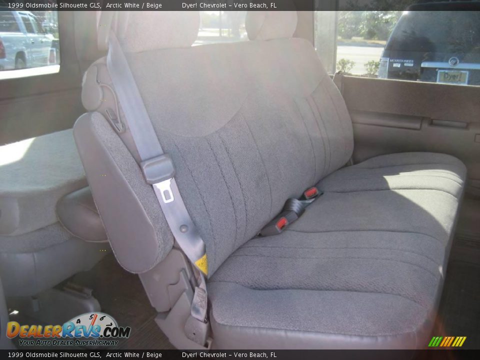 1999 Oldsmobile Silhouette GLS Arctic White / Beige Photo #14