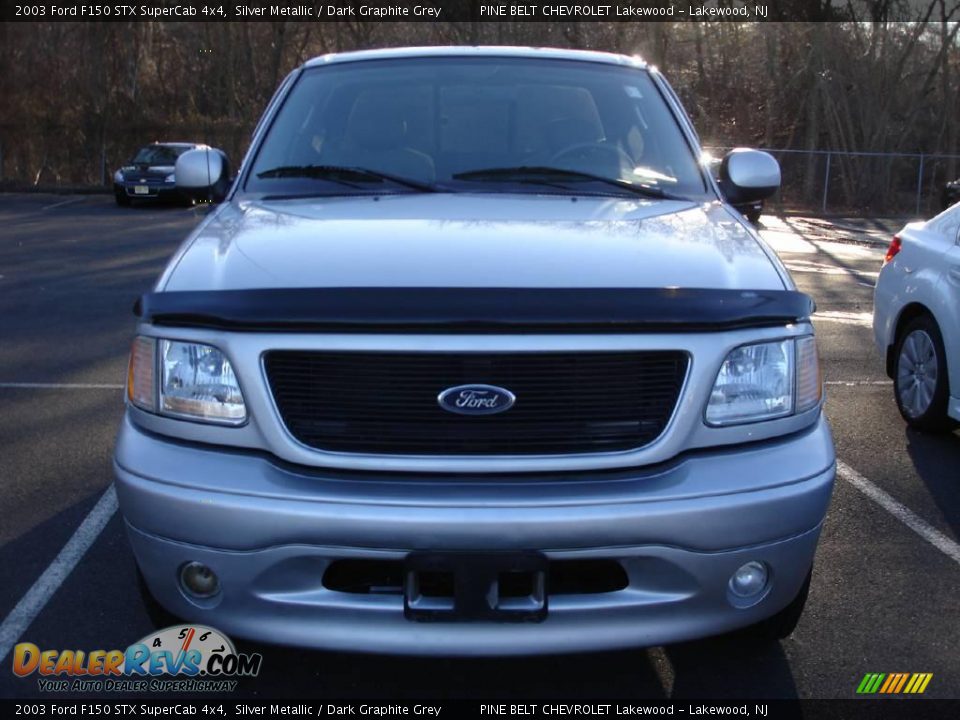 2003 Ford F150 STX SuperCab 4x4 Silver Metallic / Dark Graphite Grey Photo #2