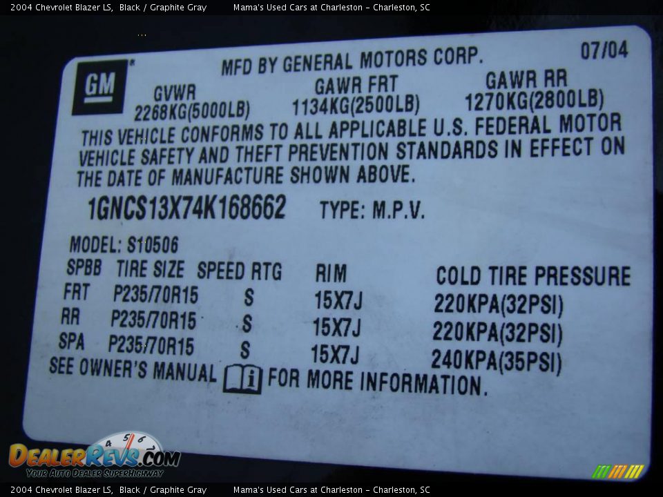 2004 Chevrolet Blazer LS Black / Graphite Gray Photo #26