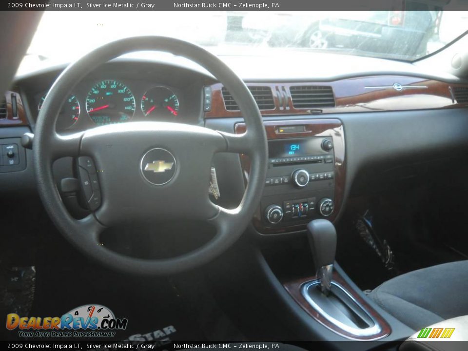 2009 Chevrolet Impala LT Silver Ice Metallic / Gray Photo #11