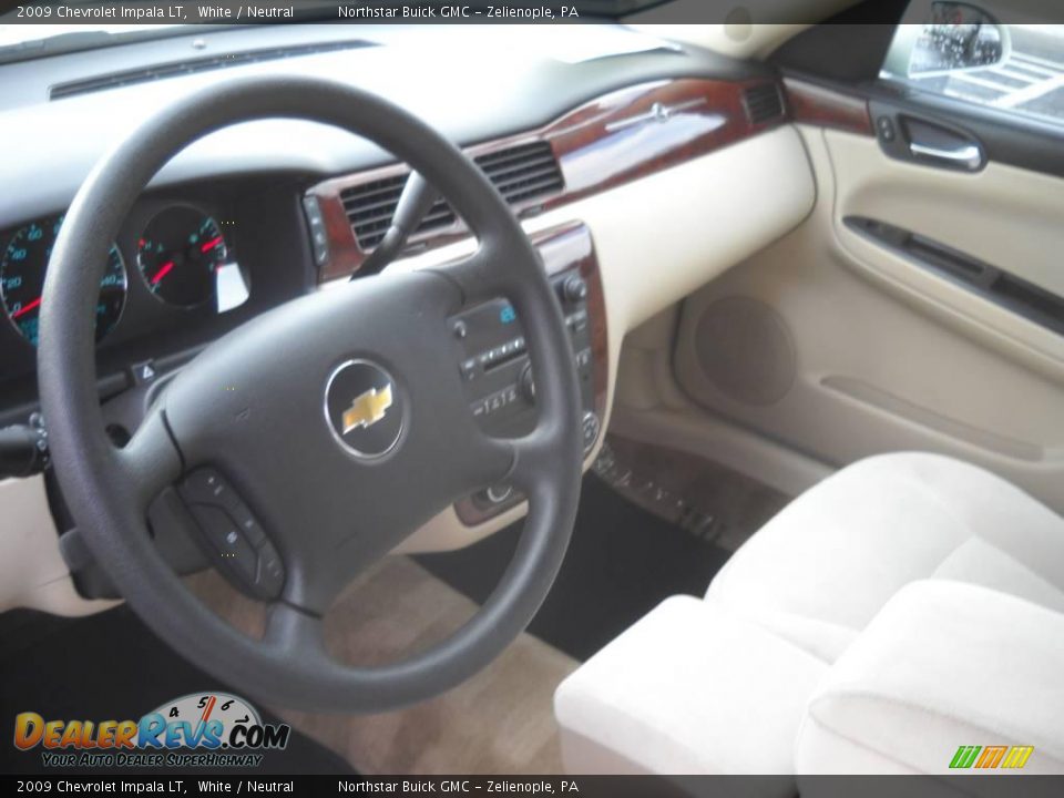 2009 Chevrolet Impala LT White / Neutral Photo #7