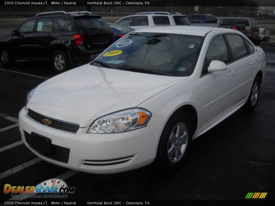 2009 Chevrolet Impala LT White / Neutral Photo #14