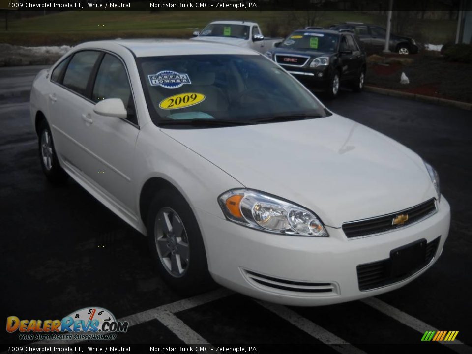 2009 Chevrolet Impala LT White / Neutral Photo #16