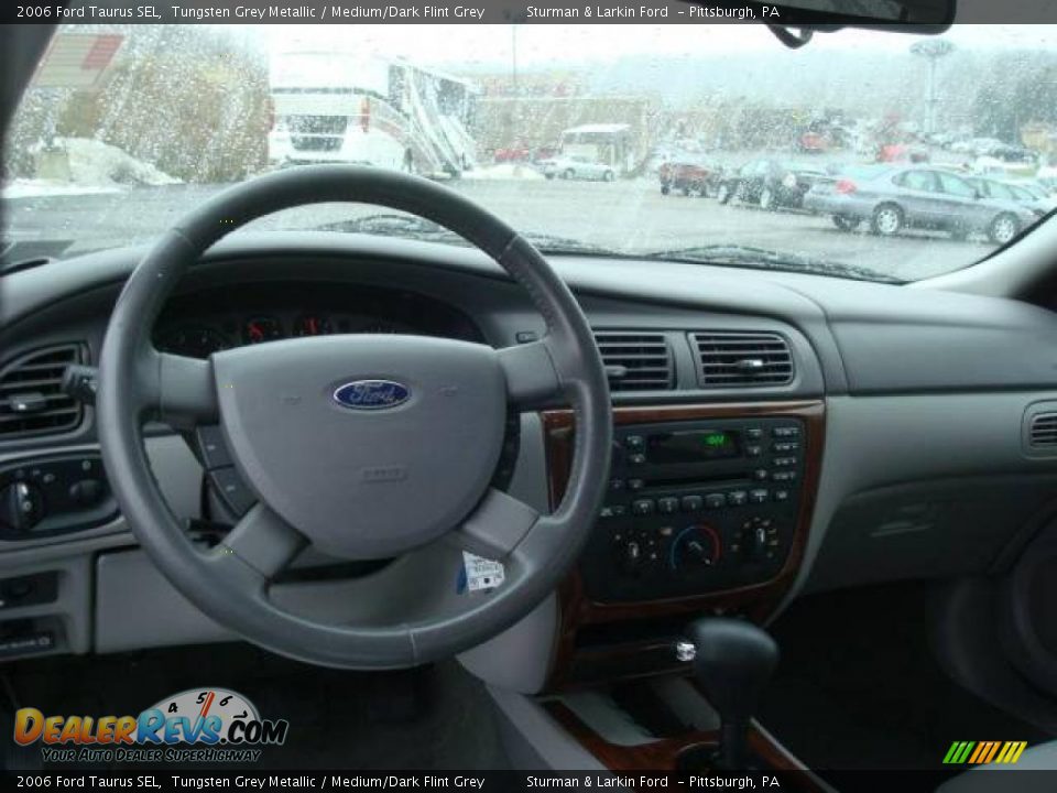 2006 Ford Taurus SEL Tungsten Grey Metallic / Medium/Dark Flint Grey Photo #12