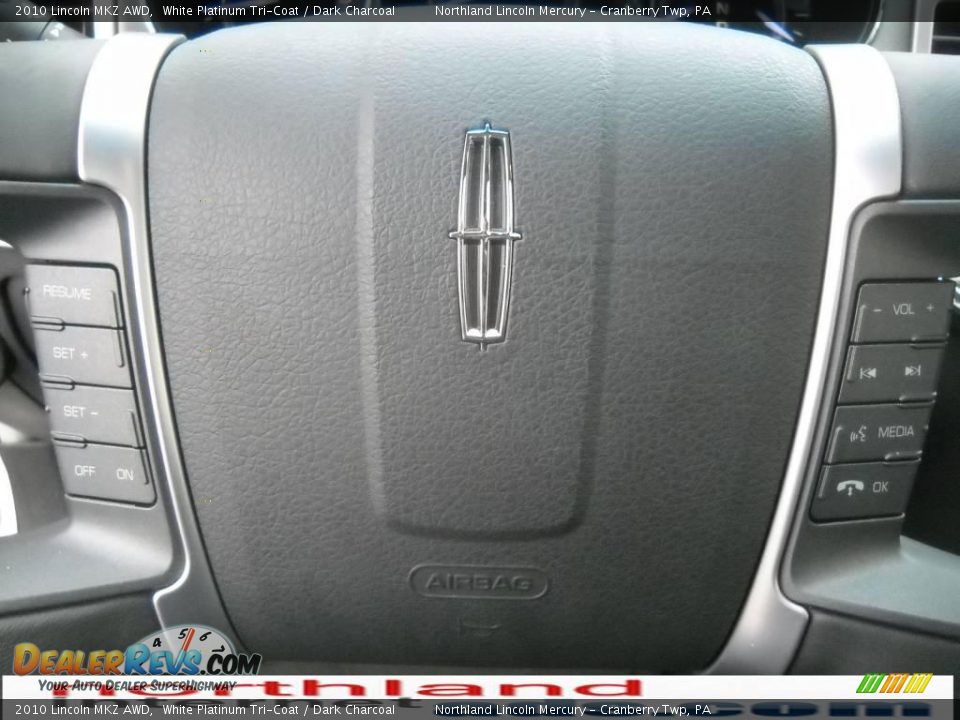 2010 Lincoln MKZ AWD White Platinum Tri-Coat / Dark Charcoal Photo #19
