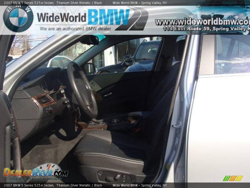 2007 BMW 5 Series 525xi Sedan Titanium Silver Metallic / Black Photo #8