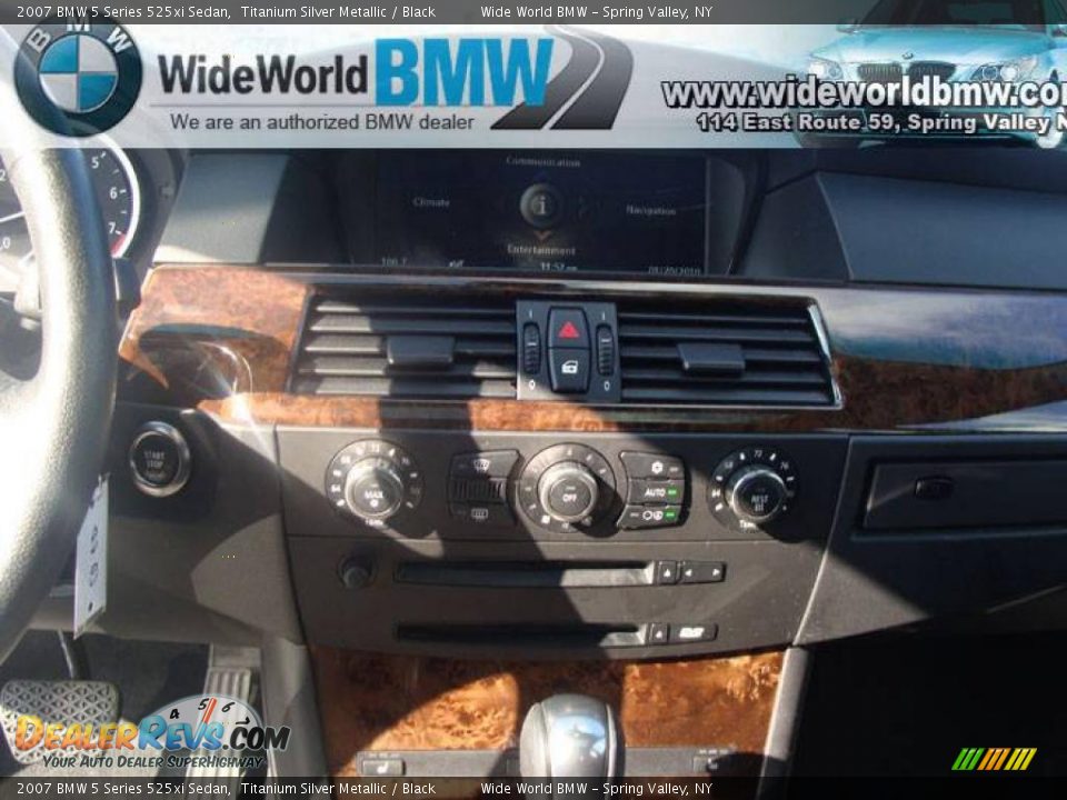 2007 BMW 5 Series 525xi Sedan Titanium Silver Metallic / Black Photo #12
