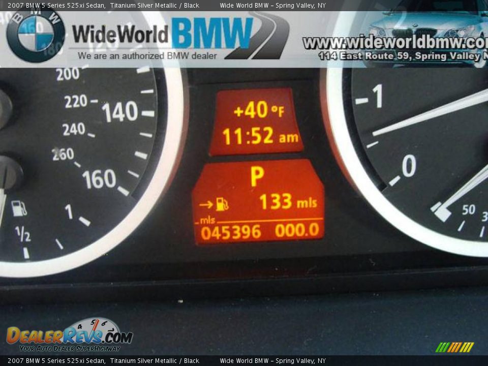 2007 BMW 5 Series 525xi Sedan Titanium Silver Metallic / Black Photo #14