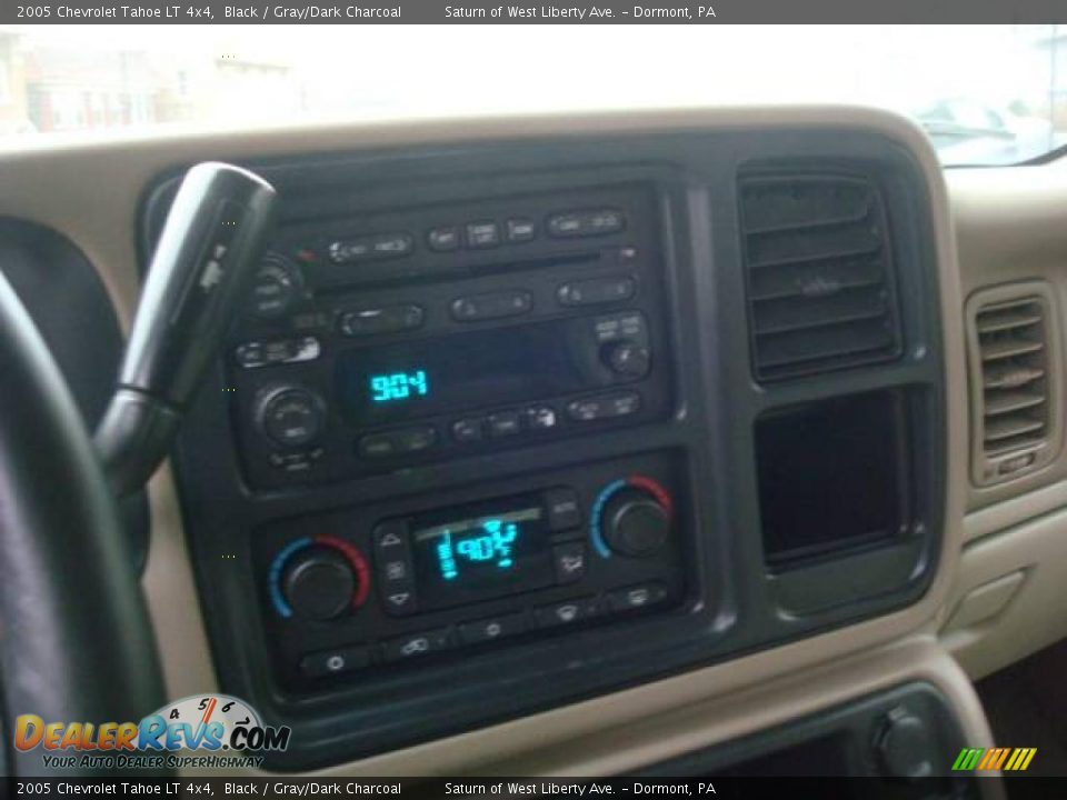 2005 Chevrolet Tahoe LT 4x4 Black / Gray/Dark Charcoal Photo #13