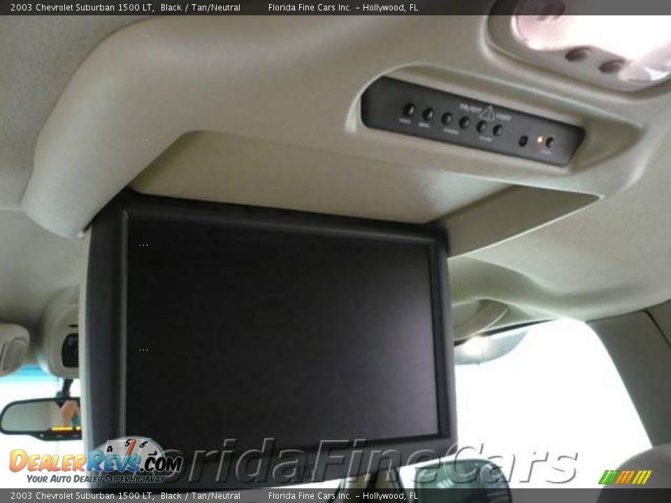 2003 Chevrolet Suburban 1500 LT Black / Tan/Neutral Photo #16