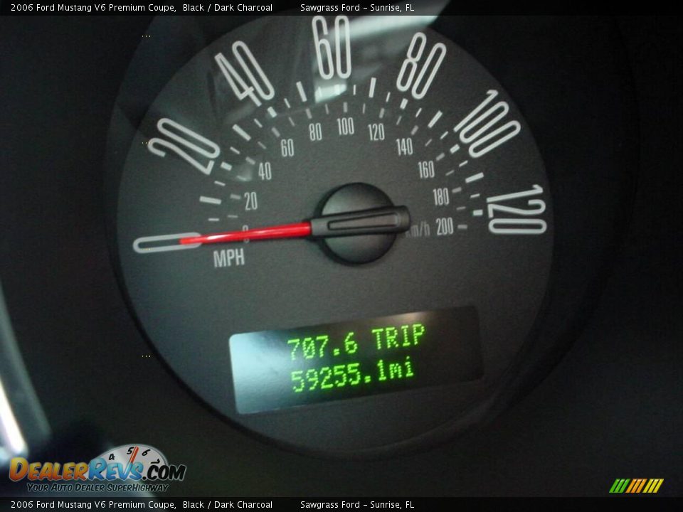 2006 Ford Mustang V6 Premium Coupe Black / Dark Charcoal Photo #16