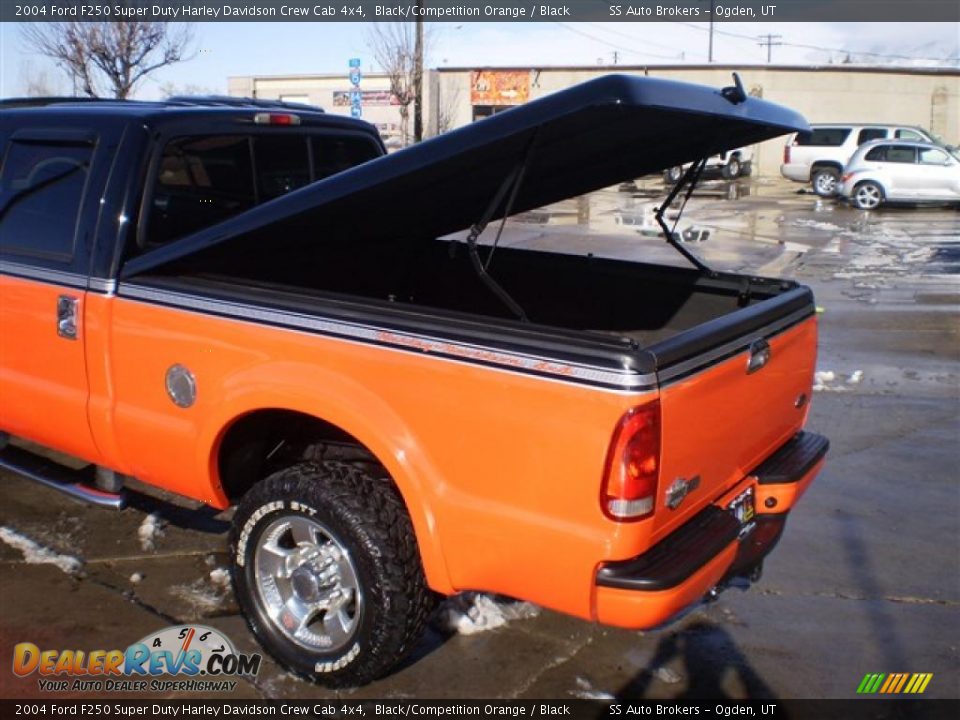 2004 Ford F250 Super Duty Harley Davidson Crew Cab 4x4 Black/Competition Orange / Black Photo #5