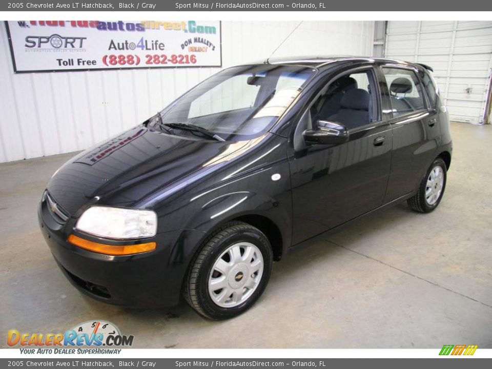 2005 Chevrolet Aveo LT Hatchback Black / Gray Photo #4