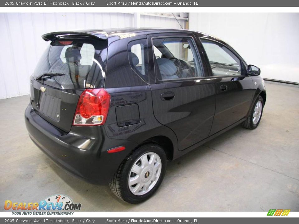 2005 Chevrolet Aveo LT Hatchback Black / Gray Photo #5