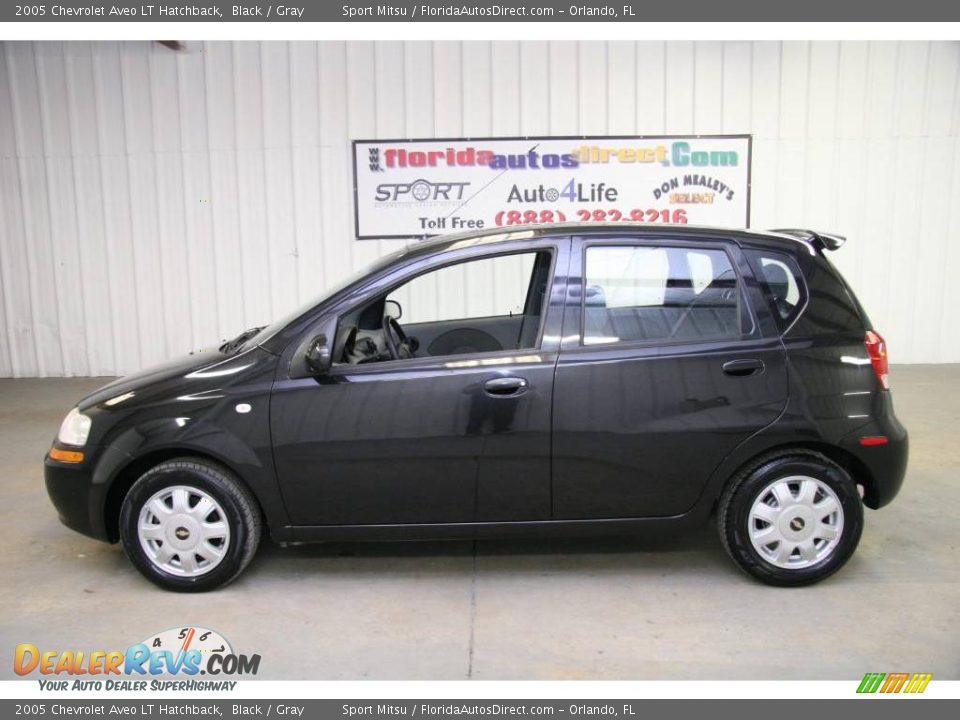 2005 Chevrolet Aveo LT Hatchback Black / Gray Photo #8