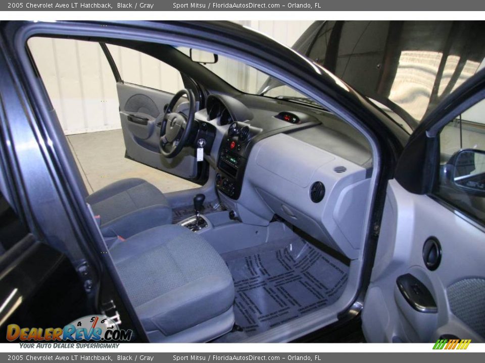 2005 Chevrolet Aveo LT Hatchback Black / Gray Photo #9