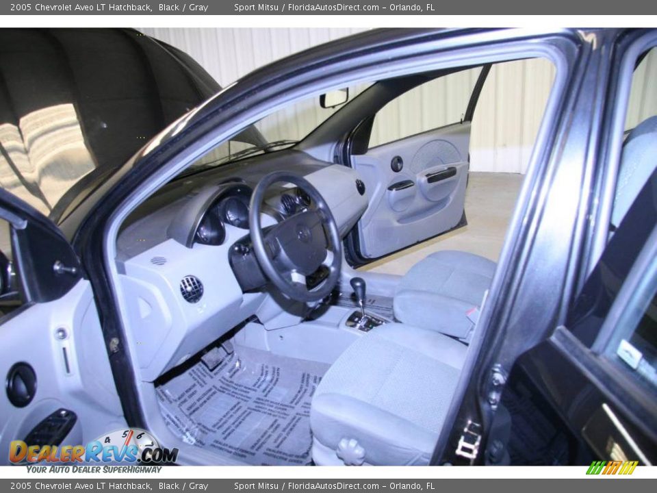 2005 Chevrolet Aveo LT Hatchback Black / Gray Photo #14