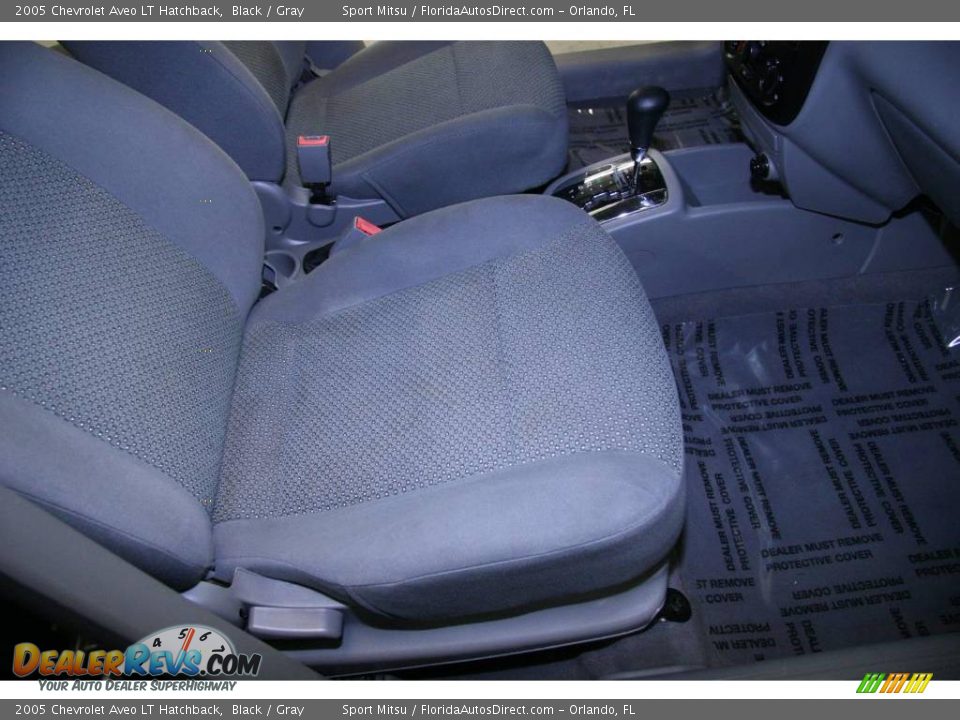 2005 Chevrolet Aveo LT Hatchback Black / Gray Photo #19