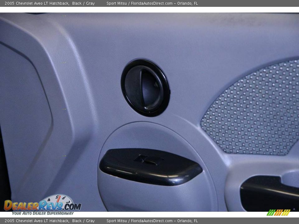 2005 Chevrolet Aveo LT Hatchback Black / Gray Photo #21
