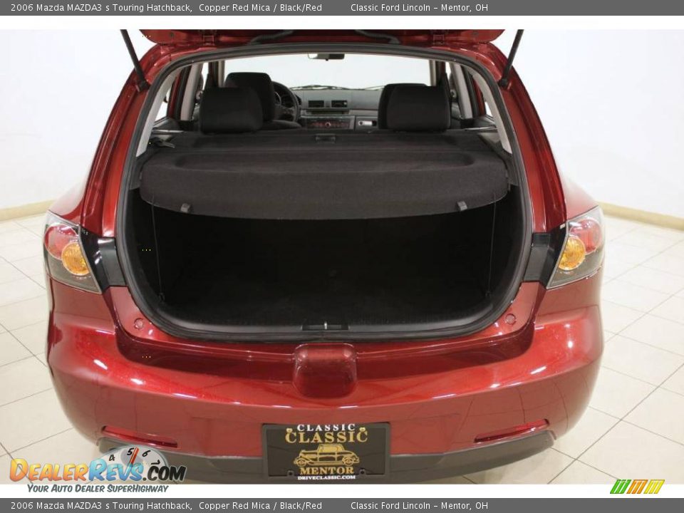 2006 Mazda MAZDA3 s Touring Hatchback Copper Red Mica / Black/Red Photo #19