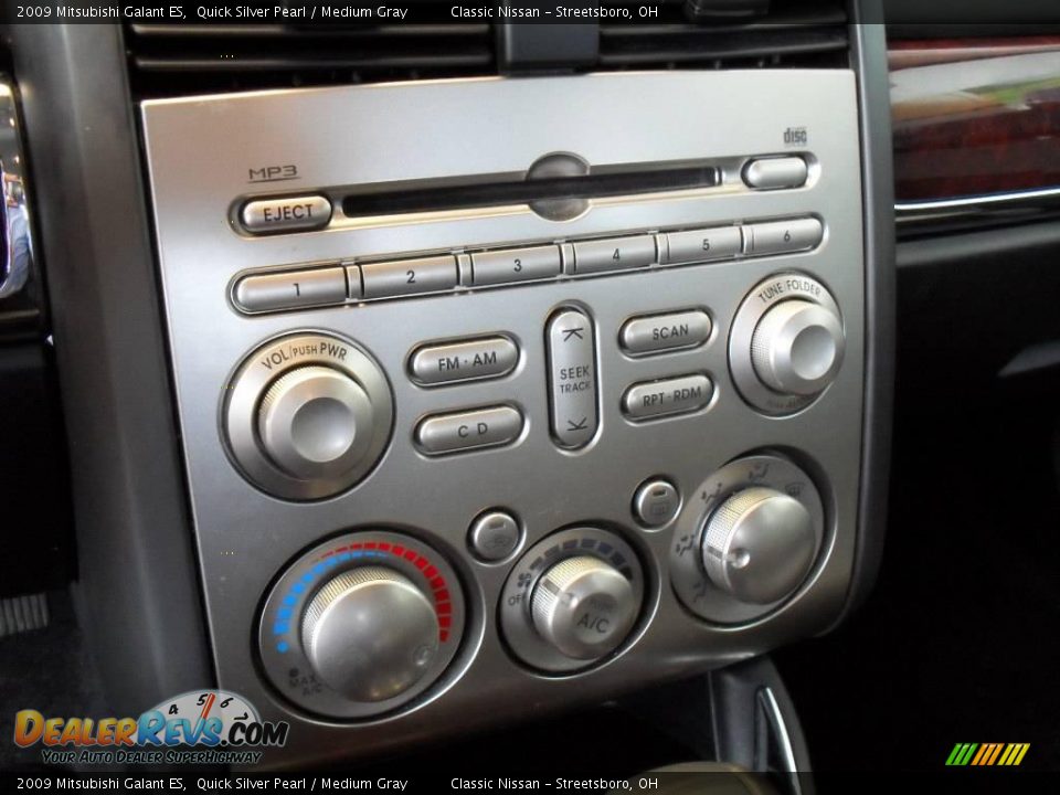 2009 Mitsubishi Galant ES Quick Silver Pearl / Medium Gray Photo #27