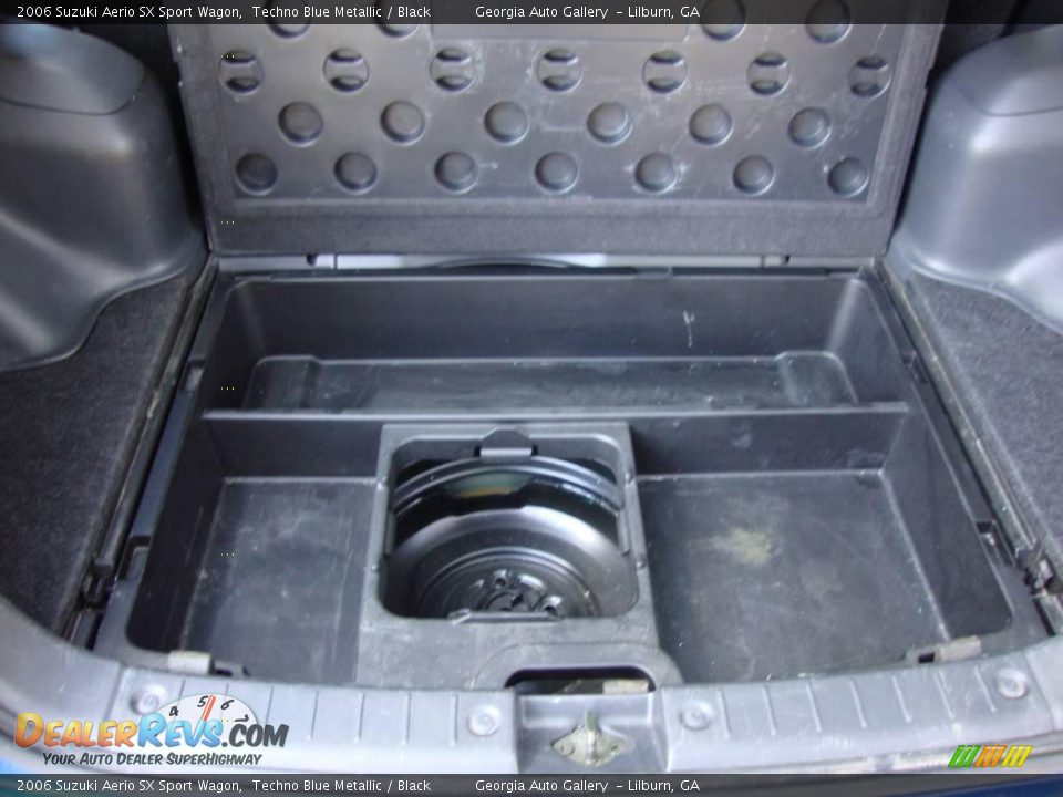 2006 Suzuki Aerio SX Sport Wagon Techno Blue Metallic / Black Photo #34
