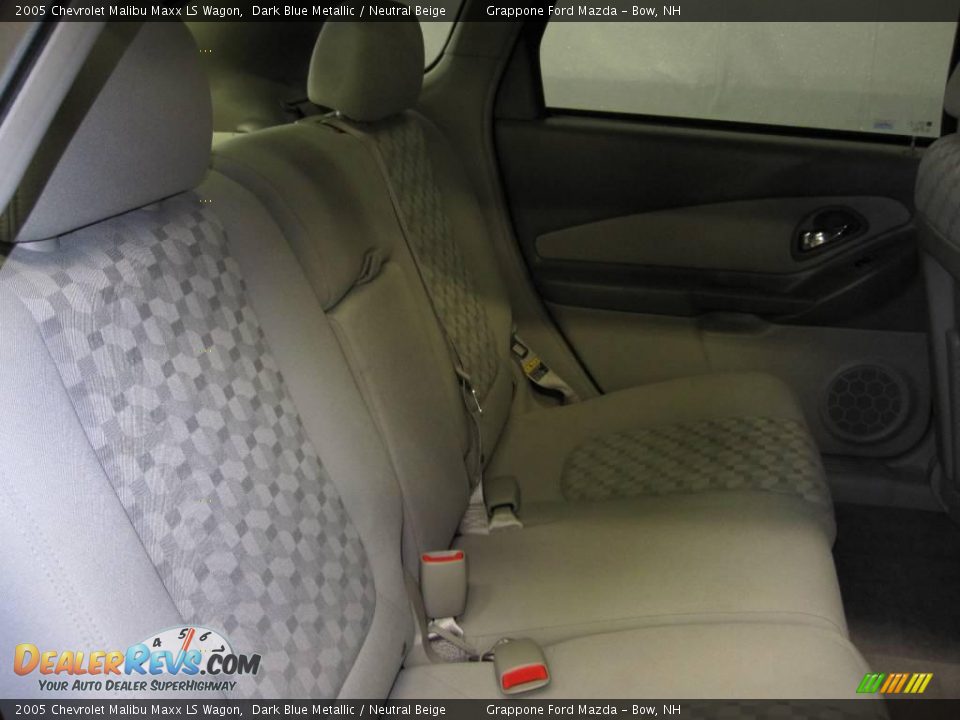 2005 Chevrolet Malibu Maxx LS Wagon Dark Blue Metallic / Neutral Beige Photo #7