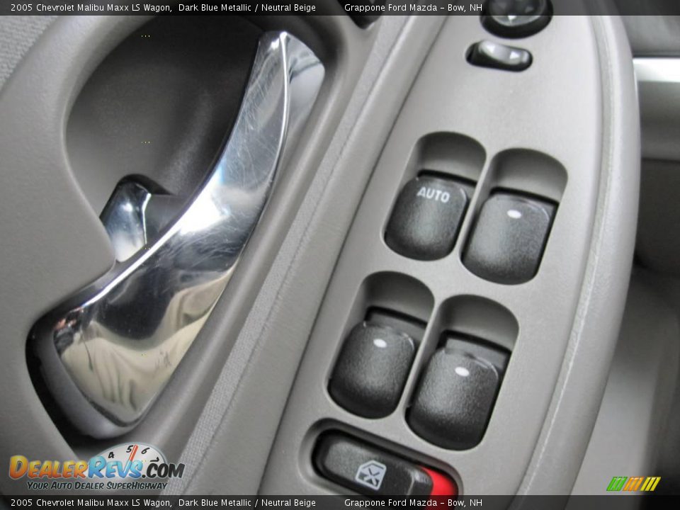 2005 Chevrolet Malibu Maxx LS Wagon Dark Blue Metallic / Neutral Beige Photo #11