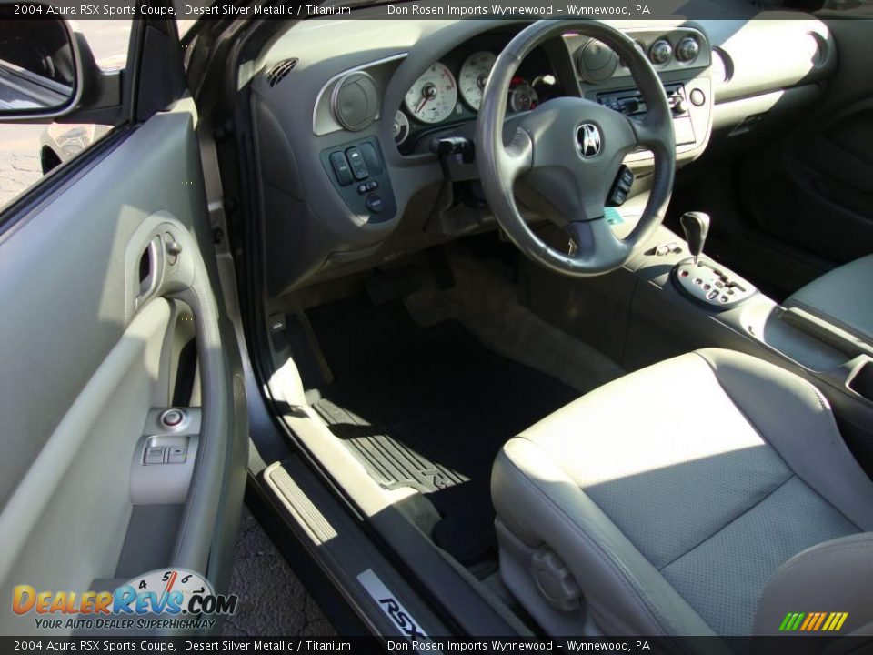 2004 Acura RSX Sports Coupe Desert Silver Metallic / Titanium Photo #12