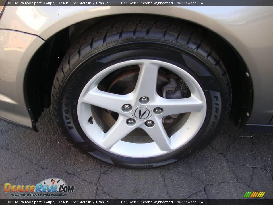 2004 Acura RSX Sports Coupe Desert Silver Metallic / Titanium Photo #25